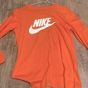 nike long sleeve tee size xs bright pink/orange